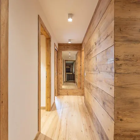 Casa Dolomiti, Panoramica E A Pochi Passi Dal Centro E Dalle Piste Da Sci 公寓 *